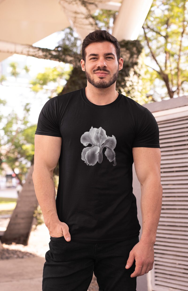 Iris T-Shirt